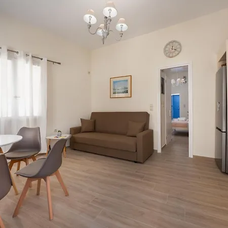 Gdk House In The Heart Of Aegina Apartment Exterior photo