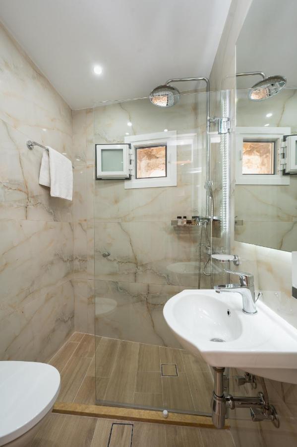 Apartment Gdk House In The Heart Of Aegina